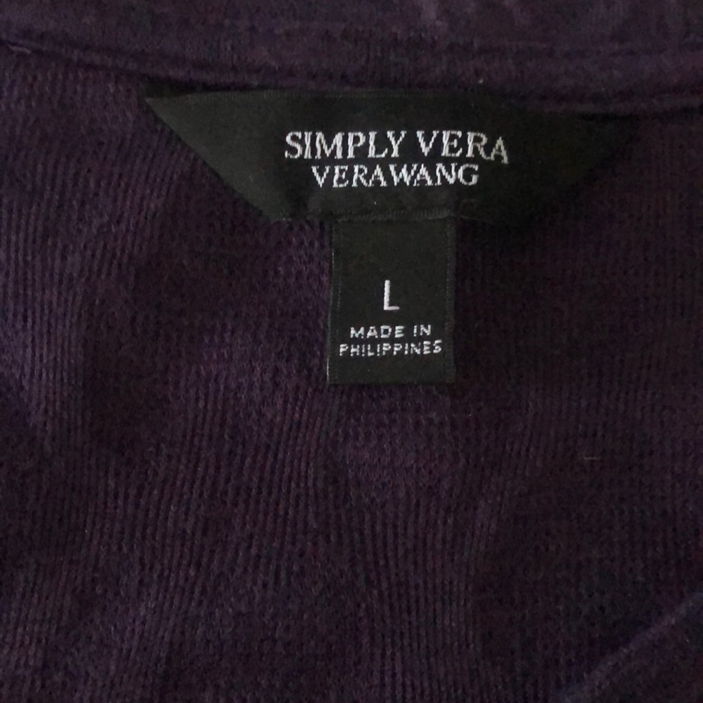 Simply Vera - Picture 2 of 2